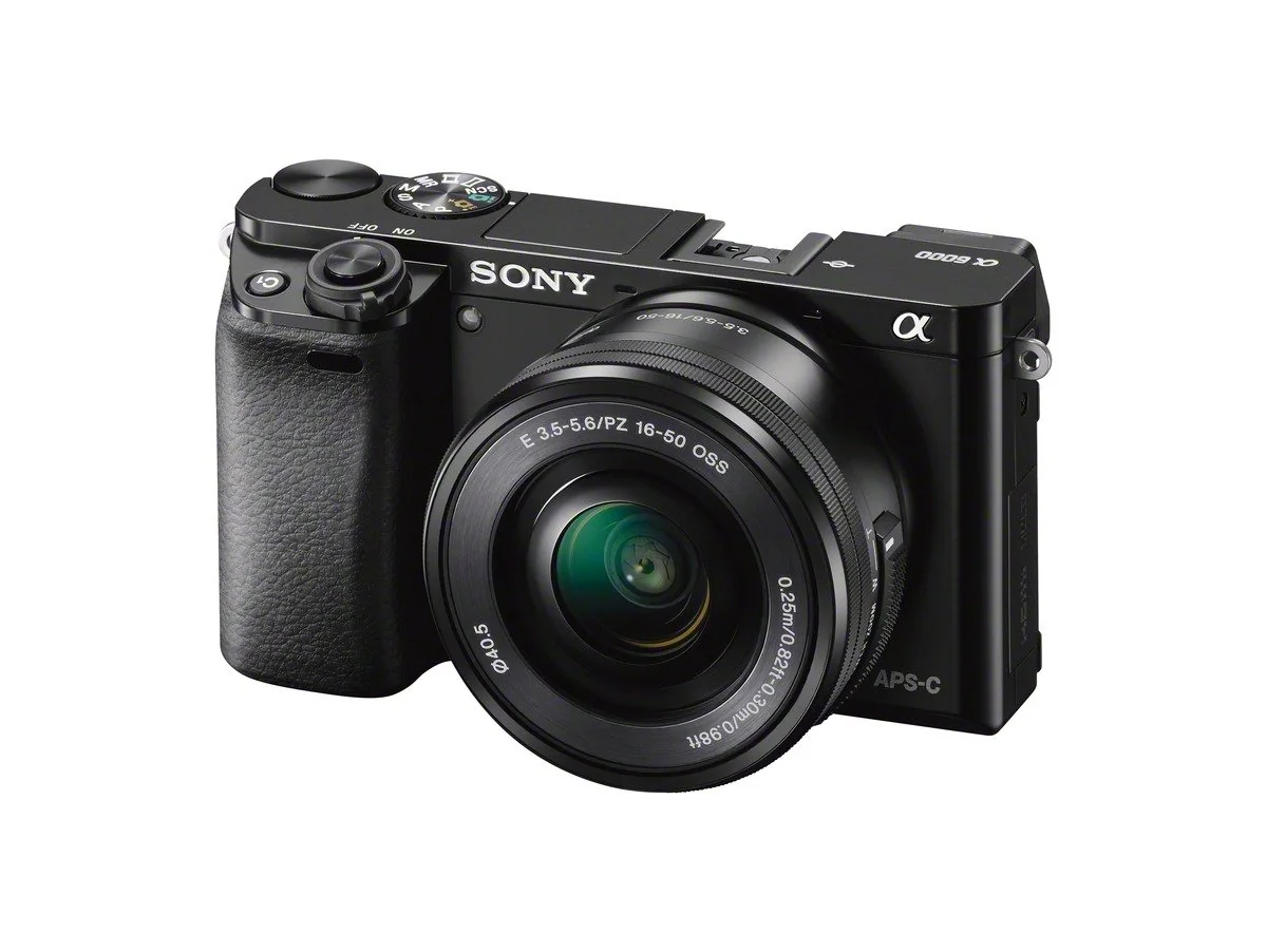 Sony Alpha 6000 + E PZ 16-50mm F3.5-5.6 OSS — imagen 3